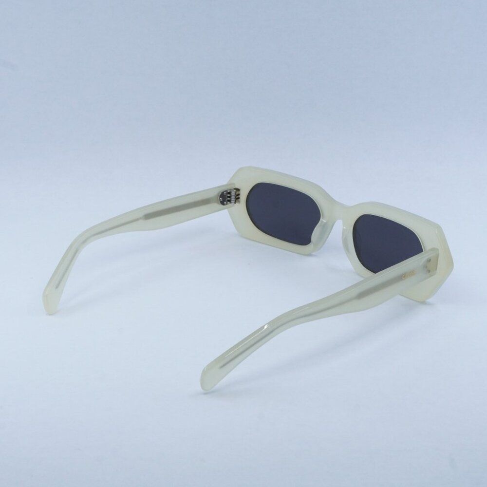 🕶️ New Celine CL40243I 39A Sunglasses -Opal Vanilla Frame, Smoke Lenses - Picture 10 of 11